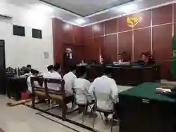 Kelompok Pemburu Mematikan Bunuh 6 Badak Jawa di TNUK Selama 2018-2022